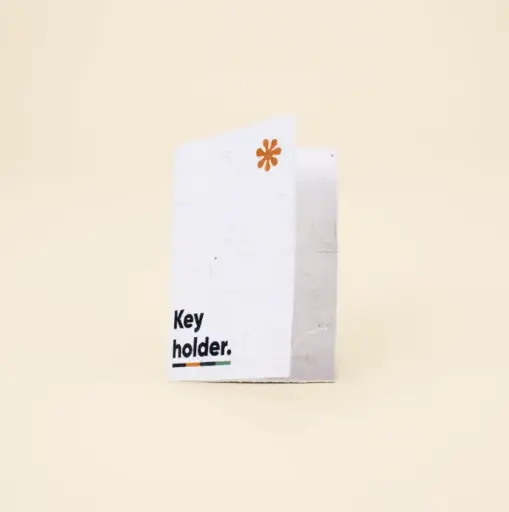 PAPEL ECO: KARTE Porta llaves de hotel en díptico. Impresión a todo color